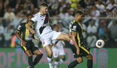 Pedro Raul perde pênalti, e Volta Redonda vence o Vasco no Carioca