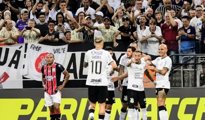 Em dia de gols bonitos, Corinthians vence o Botafogo-SP sem sustos