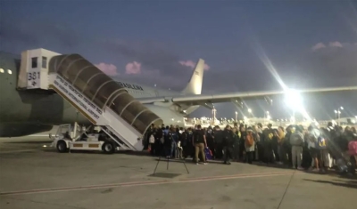 Avião da FAB decola de Israel com brasileiros resgatados; voo deve chegar a Brasília na madrugada