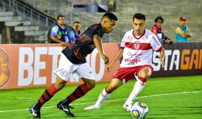 Em jogo movimentado, Campinense e CRB ficam no empate sem gols, no Amigão