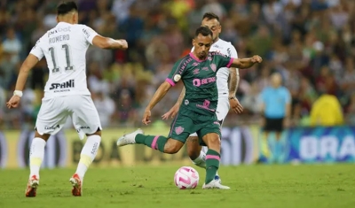 Em jogo de golaços, Fluminense e Corinthians empatam no Maracanã