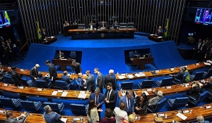 Após muito debate, Senado aprova projeto que regula mercado de carbono