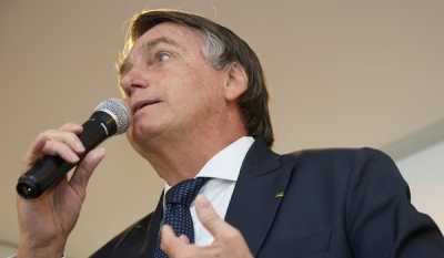 ‘A gente nunca sabe se alguém tá gravando’, disse Bolsonaro sem saber que estava sendo gravado