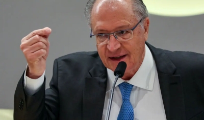 Alckmin projeta crescimento de 12% com reforma tributária