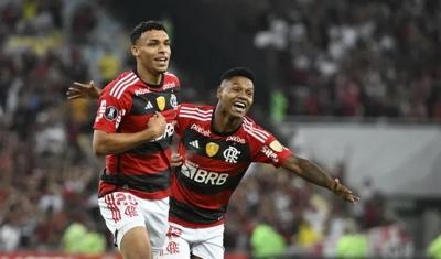 Flamengo vence Racing com gols de garotos do Ninho e encaminha vaga na Libertadores