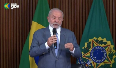 Lula garante que ministra da Saúde não sai do governo e autoriza &#039;limpeza geral&#039; nos hospitais federais