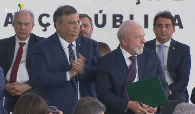 Lula e Dino discutem indulto de Natal em reunião nesta sexta