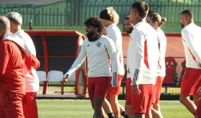 Flamengo faz primeiro treino no estádio do FUS Rabat com força máxima