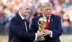 Presidente da FIFA recebeu US$ 1,7 milhão não declarado da Copa do Mundo, diz TV