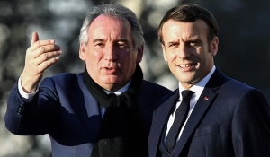 François Bayrou, de centro, é nomeado novo primeiro-ministro da França por Macron