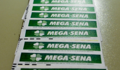 Mega-Sena acumula; prêmio chega a R$ 5,2 milhões