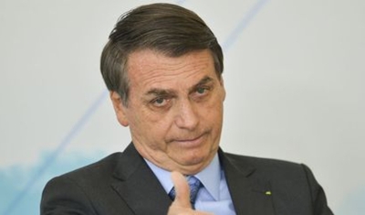 Bolsonaro volta a Brasília e se recupera de cirurgias feitas em SP, diz assessor