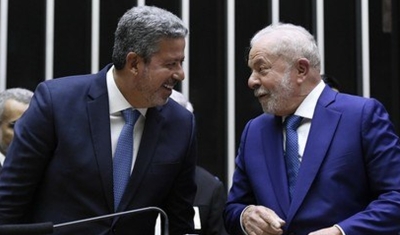 Lula e Haddad telefonam para agradecer a Lira pela aprovação do novo marco fiscal