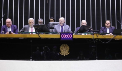 Sessão solene na Câmara dos Deputados celebra os 30 anos do Plano Real