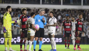 Flamengo larga na frente, mas Santos arranca empate com dois gols de Neymar