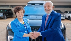 Presidente Lula recebe CEO da BYD nas Américas, Stella Li