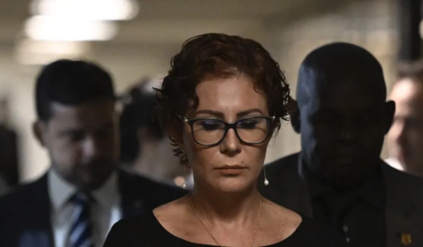 'O plenário é quem cassa o mandato dela, não o STF', diz líder do PL na Câmara após condenação de Zambelli