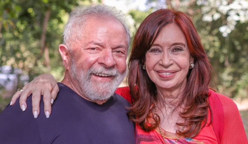 Lula manifesta apoio a Cristina Kirchner, condenada à prisão por corrupção na Argentina