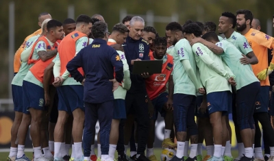 Tite receberá vídeos com análises táticas em tempo real durante jogos da Seleção na Copa do Catar