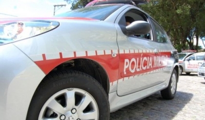 Homem é assassinado a tiros no meio da rua, em Araçagi