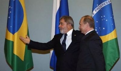 Lula diz que conversou com Putin e que Brasil busca &#039;mundo sem fome e com paz&#039;