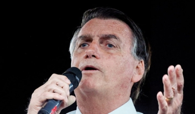 Bolsonaro diz querer voltar ao Brasil &#039;nas próximas semanas&#039;