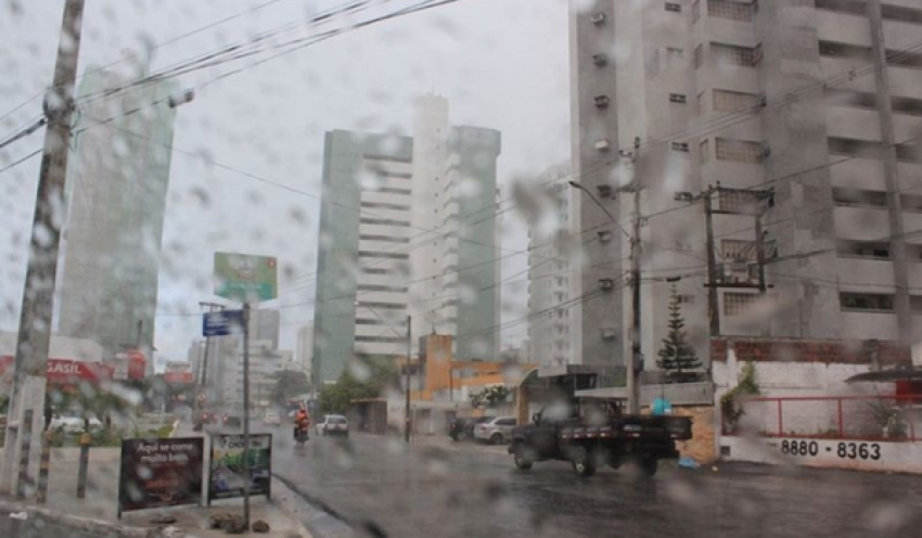 Meteorologia alerta para fortes chuvas em 121 municípios da Paraíba; confira