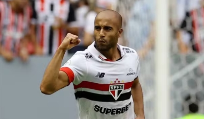 São Paulo vence rival, ganha força na briga por Libertadores e mantém Corinthians no Z-4