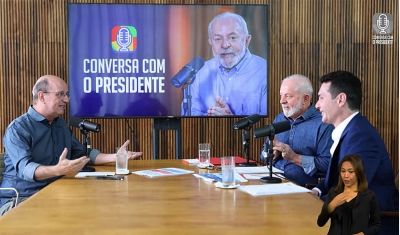 Lula pede que homens &quot;criem juízo&quot; e façam exame de próstata