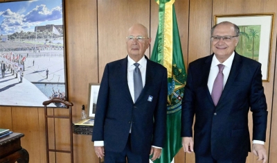 Alckmin discute bioeconomia com presidente do Fórum Econômico Mundial