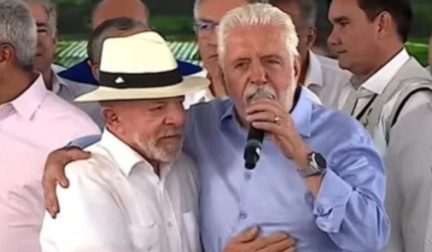 Lula participa de evento com Jaques Wagner e chama ex-líder do governo de ‘irmão’