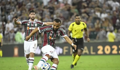 Em jogo decidido no fim, Fluminense se classifica para as quartas da Libertadores