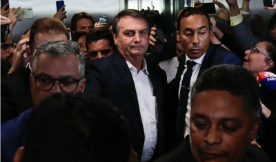 Na véspera de julgamento, Bolsonaro diz não ver motivos para perder direitos políticos, e defende arquivamento de ação