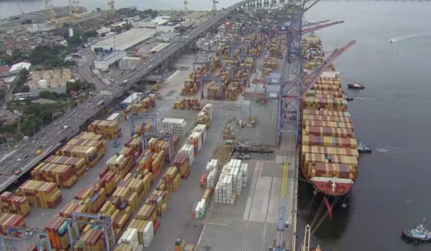 Balança comercial tem superávit de US$ 9,8 bilhões em junho, aumento de 66% em relação ao ano passado