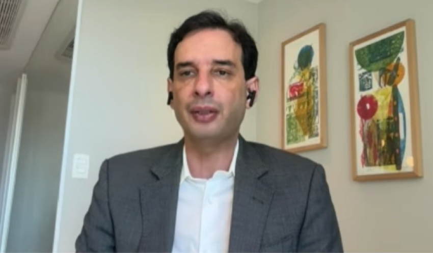Relator quer votar fim da escala 6x1 neste mês
