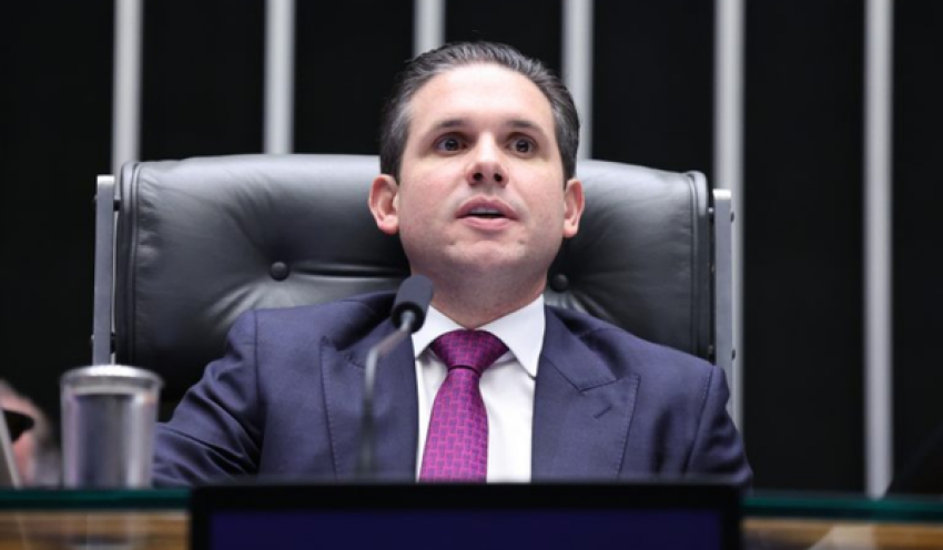Aprovação da Política Nacional de Minerais Críticos assegura competitividade ao Brasil, diz Motta