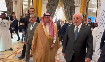 Lula diz que balança comercial pode chegar a US$ 1 trilhão em 2030 durante evento com empresários na Arábia Saudita