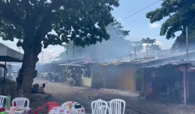 Incêndio no Mercado Central de João Pessoa deixa barracas destruídas