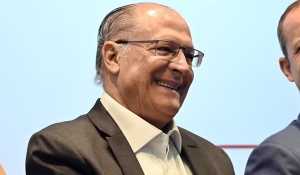 Alckmin critica decisão da Câmara de deixar armas de fogo de fora do &#039;imposto do pecado&#039;