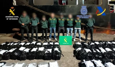 Navio que saiu de Santos foi interceptado com 4,5 toneladas de cocaína nas Ilhas Canárias