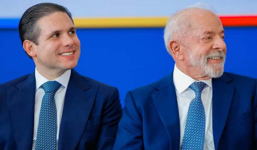 Hugo Motta declara apoio a campanha de Lula à reeleição
