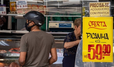 Confiança do consumidor sobe em dezembro e fecha ano com saldo positivo