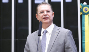 C&acirc;mara aprova proibi&ccedil;&atilde;o de sigilo em gastos p&uacute;blicos com viagens de autoridades