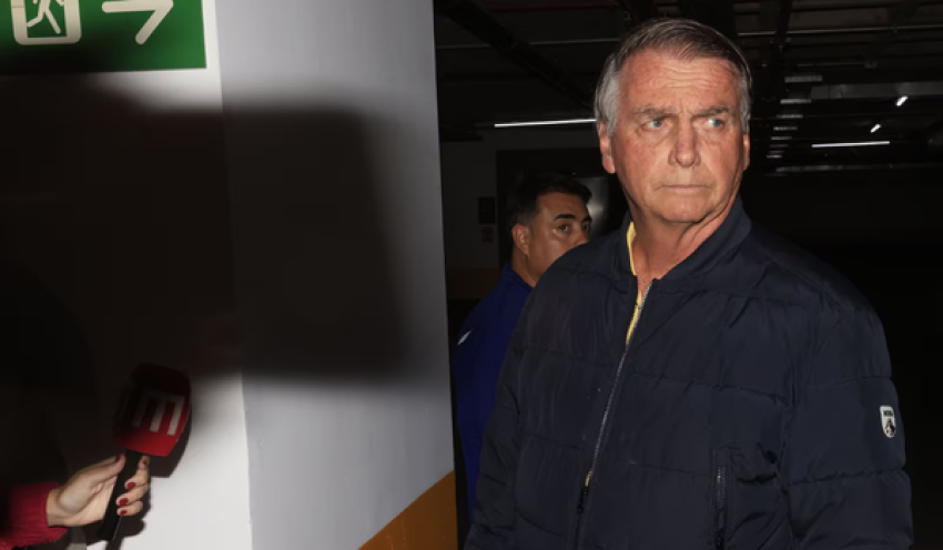 Defesa de Bolsonaro recorre contra proibição de visitas durante prisão domiciliar