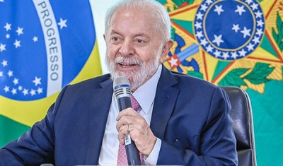 Crime organizado virou indústria multinacional e está presente no futebol e na política, diz Lula