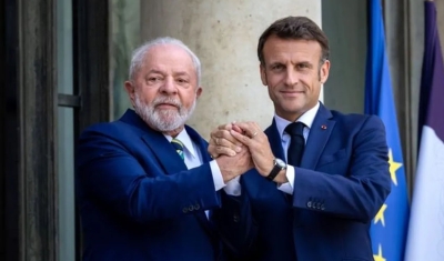 Lula e Macron conversam por telefone sobre guerra Israel-Hamas e situação de reféns