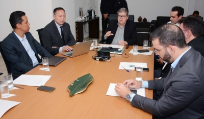 João Azevêdo recebe comitiva chinesa e discute parcerias em diversas áreas