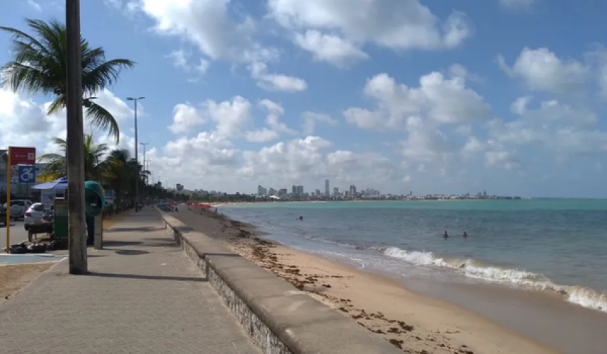 Litoral da Paraíba tem três trechos de praia impróprios para banho; veja quais