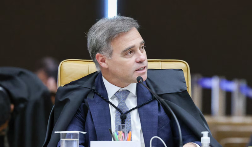 Mendonça manda PF investigar vazamentos de mensagens sigilosas de Lulinha