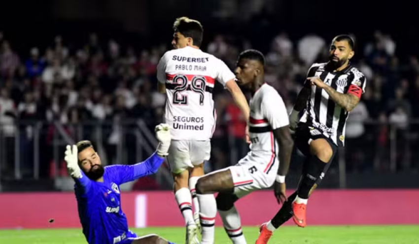 Santos vira sobre o São Paulo com dois de Gabigol e vence a quinta seguida no Brasileirão